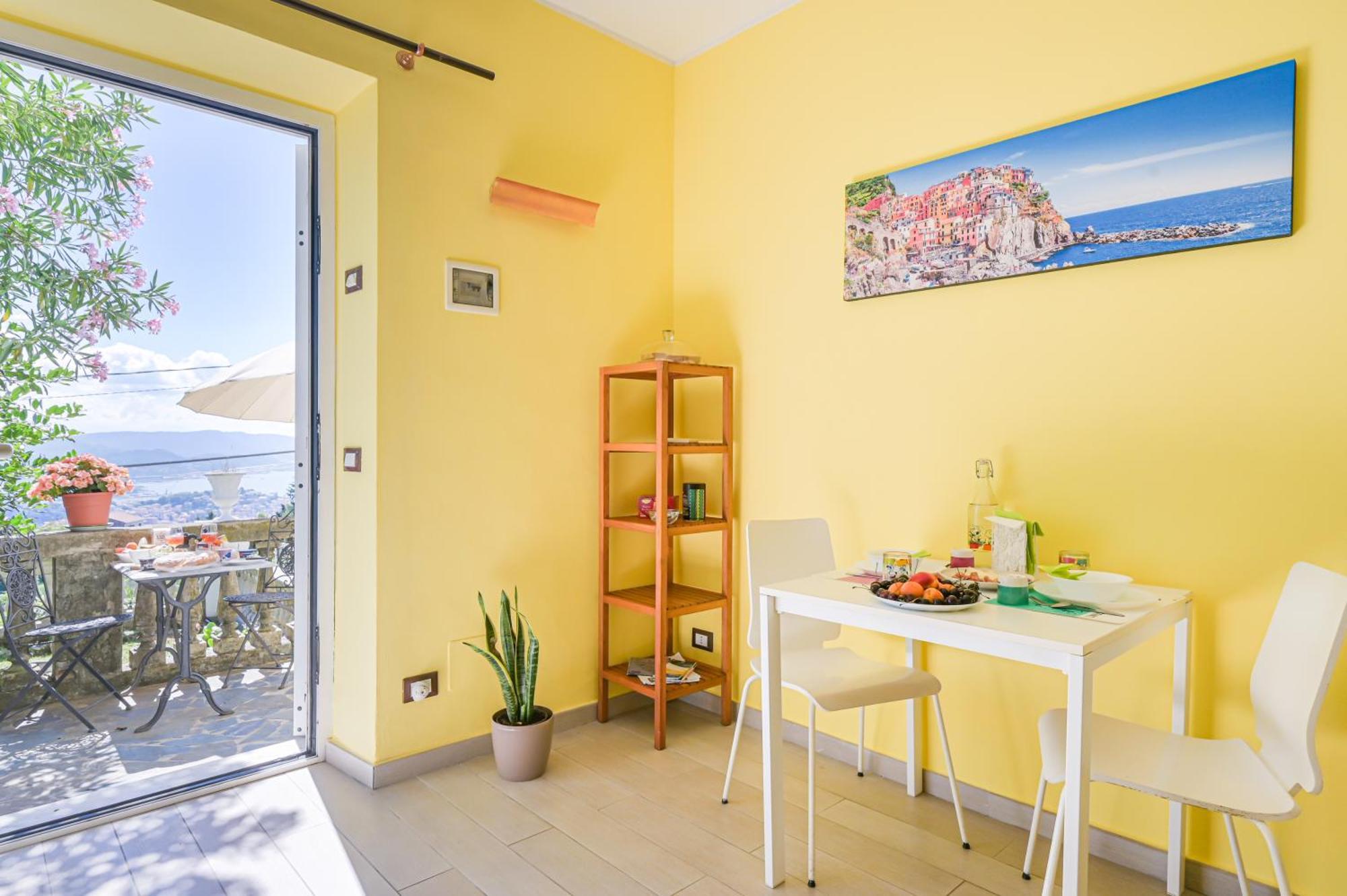 Linus By Breathe Liguria Bed & Breakfast La Spezia Exterior photo
